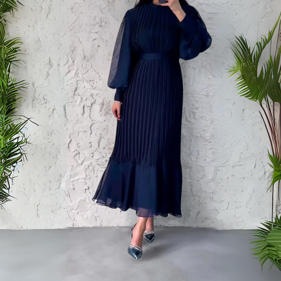 Cami - Robe de soirée chic à accents de maille style automne français