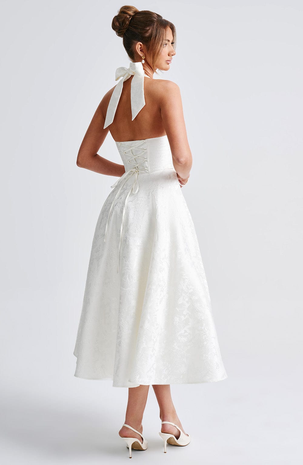 Renata - Maxi robe jacquard à lacets à la taille
