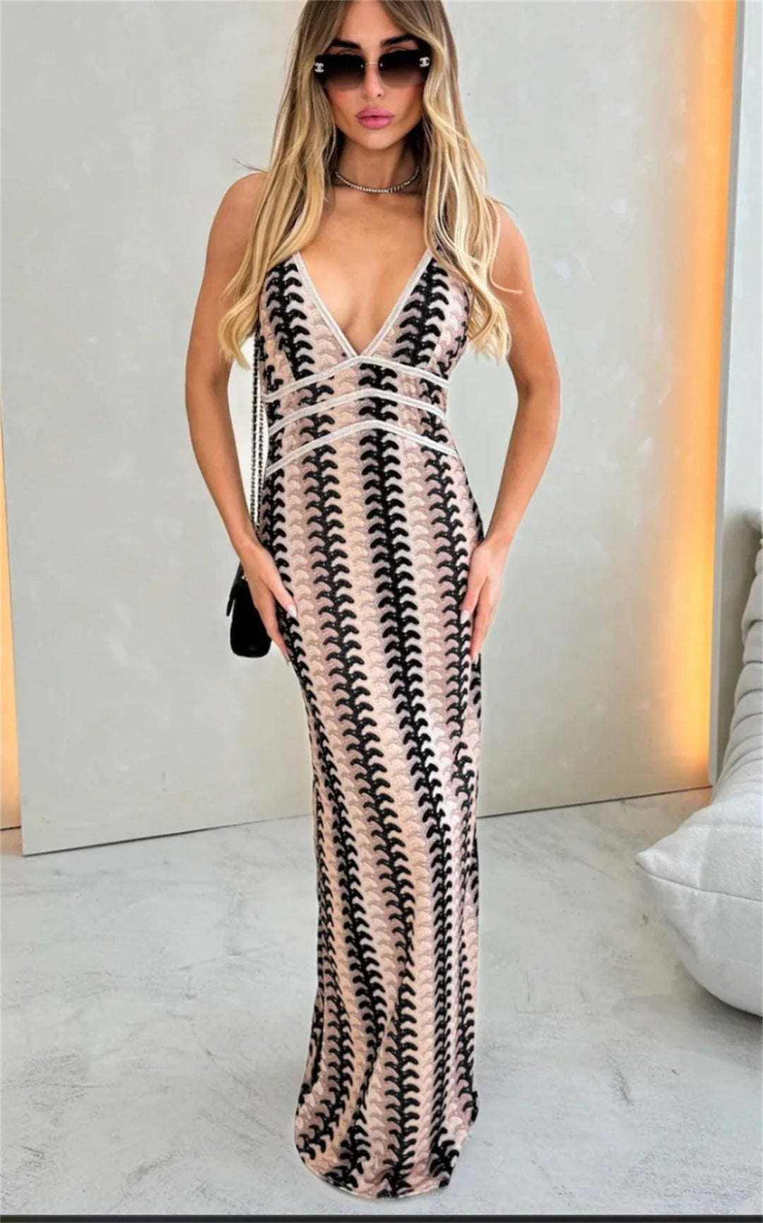 Andie™ - Robe chic à col en V 